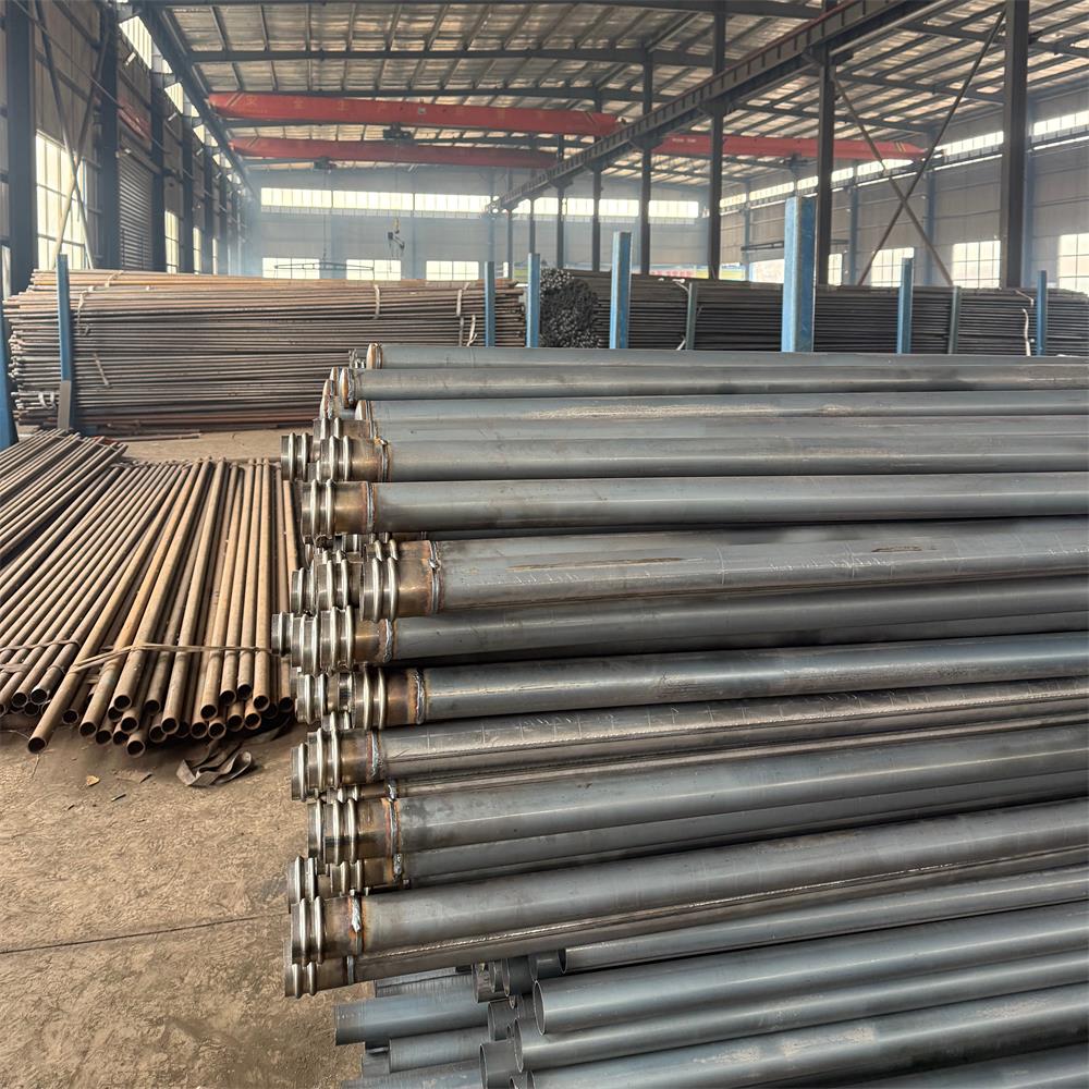 宝益德钢管镇江市销售处 厂区及加工车间